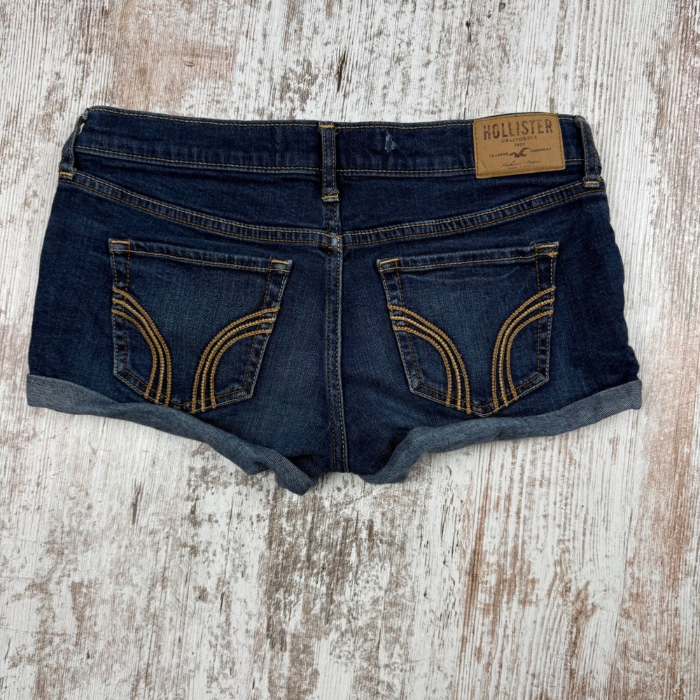 VTG Y2K Hollister Ultra Low Rise Cuffed Denim Mini Micro Shorts Size 1 W25 - Picture 2 of 9
